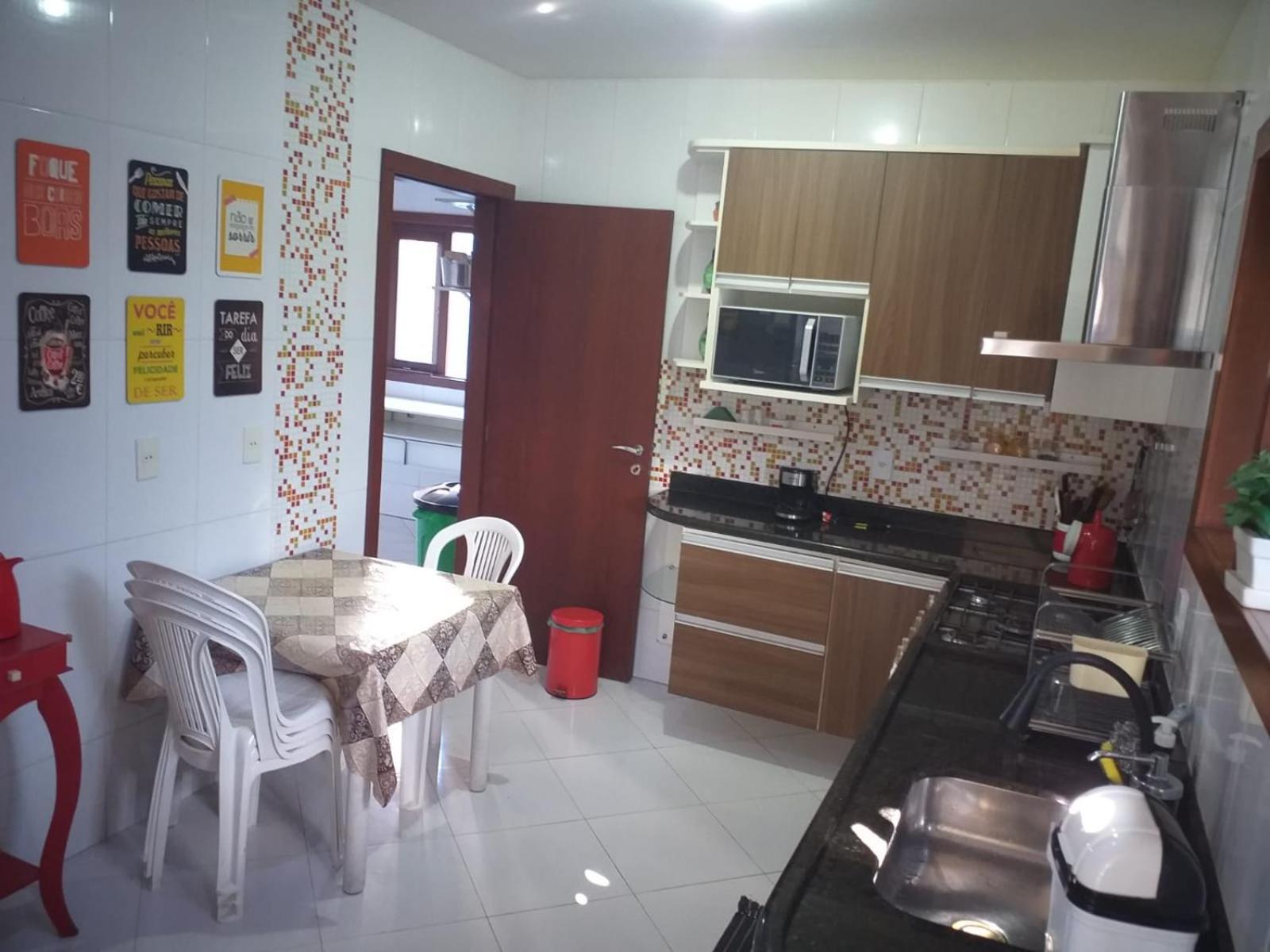 Linda Casa Com Piscina Em Interlagos Vila Velha Es Villa Exterior photo